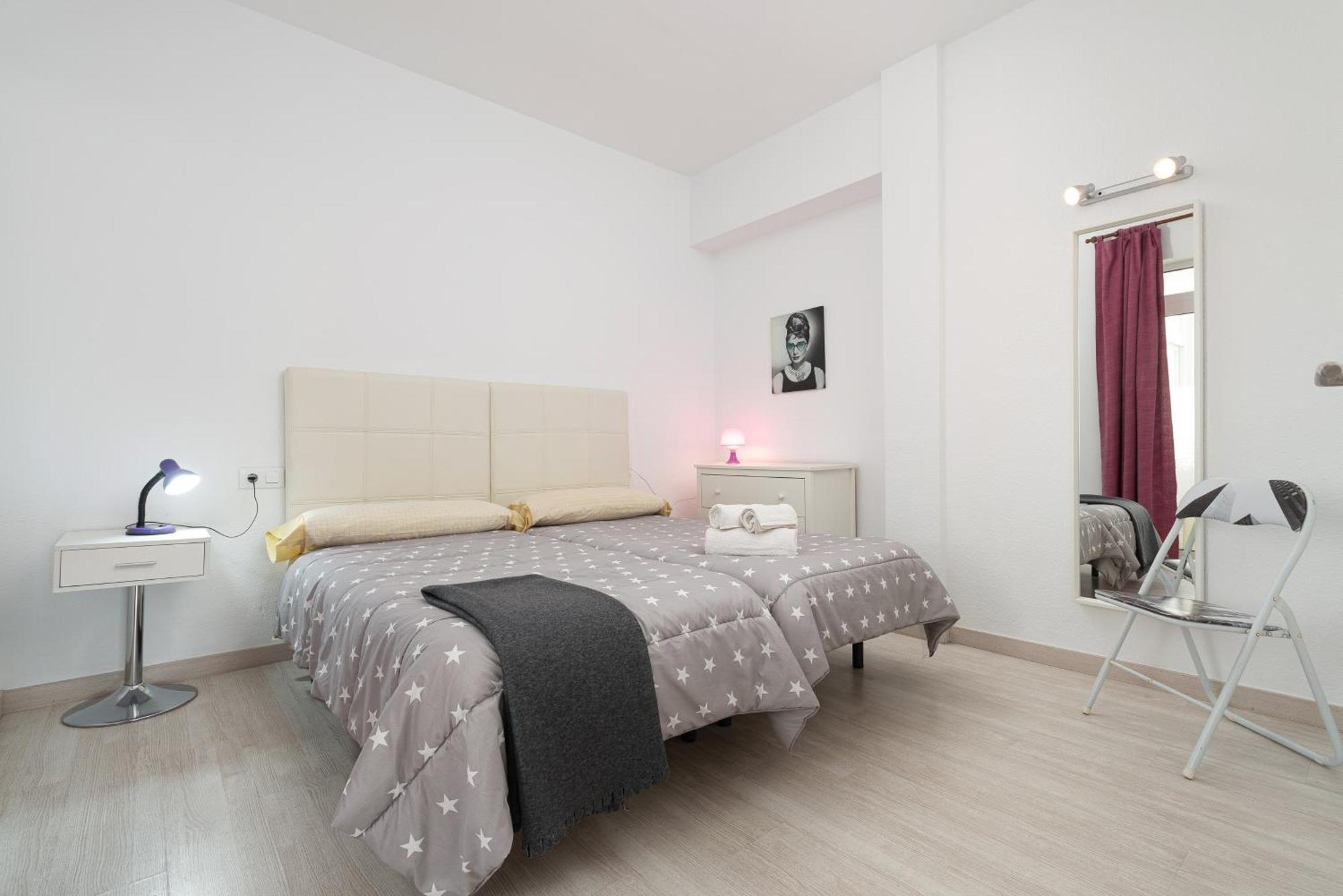 Apartment Xara Torres, At The Beach Of Alcudia Пуерто де ла Аркудия Екстериор снимка